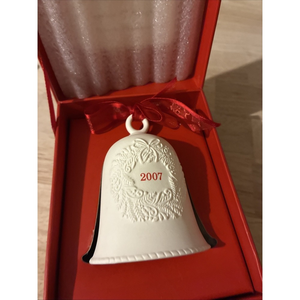 2007 Hallmark Christmas Keepsake Ornament Porcelain Bell with Original Box